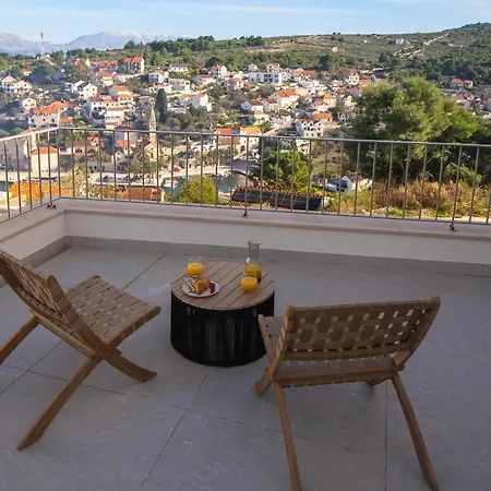 Lemon Tree Villa *