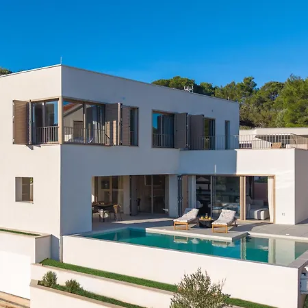 Lemon Tree Villa *