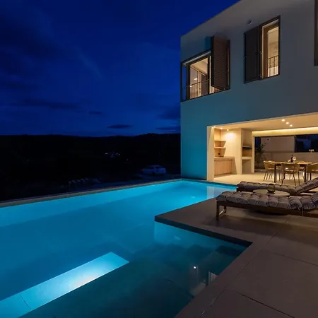 Lemon Tree Villa